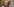 Die BBC-Journalistin Carrie Gracie mit rotem Schal