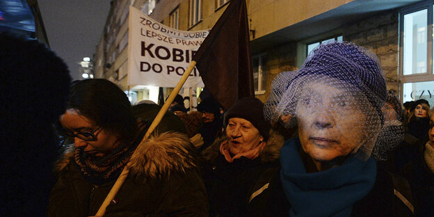Demonstration gegen eine Verschärfung des Abtreibungsrechts am Mittwoch in Warschau