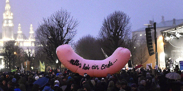 Demonstration gegen die schwarz-blaue Regierung am 13. Januar in Wien