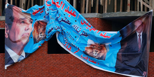 Wahlkampfwerbung für Sisi an einer Hauswand