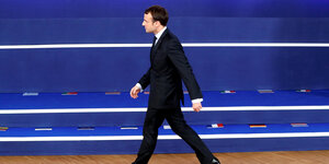 Emmauel Macron eilt nach links