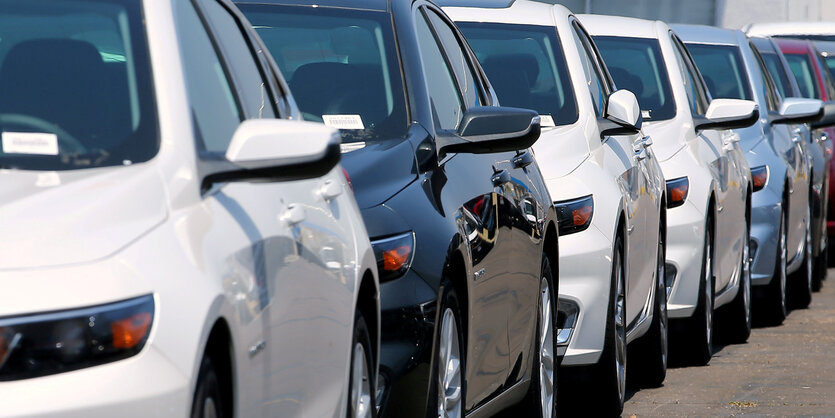 Eine Reihe von neuen Autos des US-Herstellers Chevrolet