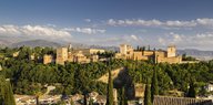 Totale auf die Alhambra im spanischen Granada