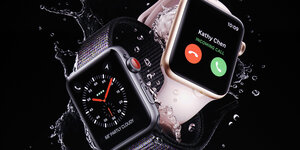 Zwei Apple-Watches in Nahaufnahme