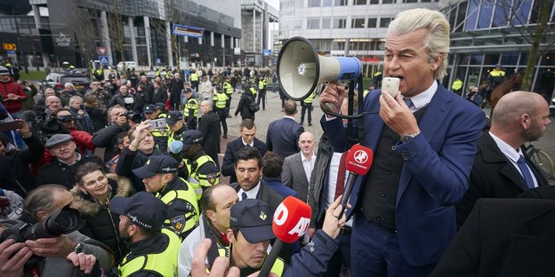 Rechtspopulist Geert Wilders bei einer Kundgebung in Rotterdam