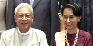 Htin Kyaw und Aung San Suu Kyi nebeneinander