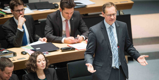 Michael Müller spricht im Berliner Abgeordnetenhaus