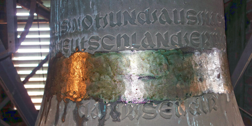 Glocke ohne Hakenkreuz