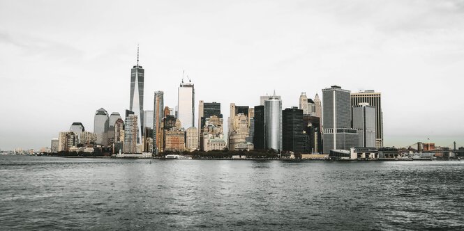 Hochhäuser und Banken in Manhatten, New York