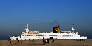 Großes "Scandlines"-Schiff