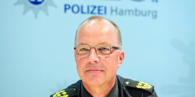 Der Hamburger Polizist Hartmut Dudde