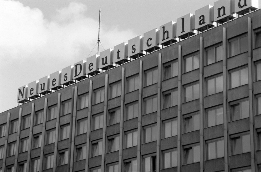 Fassade des ND-Haus am Berliner Ostbahnhof