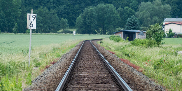 Eine Bahnstrecke im Harz