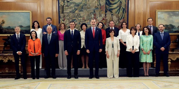 Die Mitglieder des spanischen Kabinetts