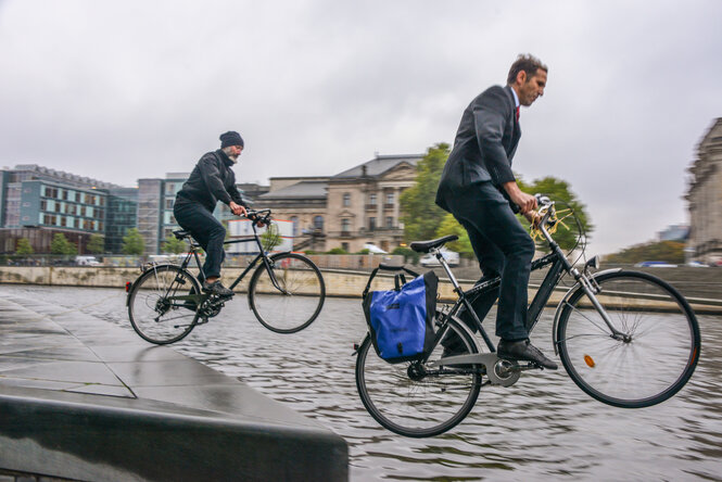 Strößenreuther fährt in die Spree