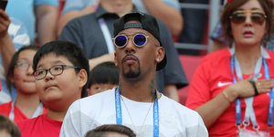 Jerome Boateng mit Sonnenbrille