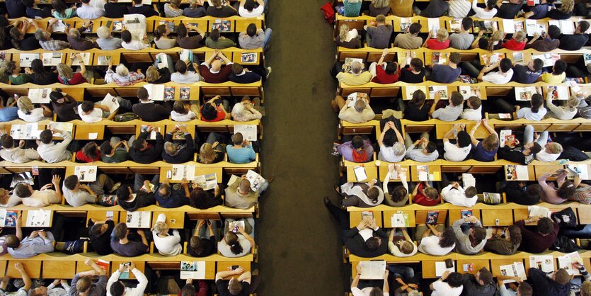 Studierende in der Universität