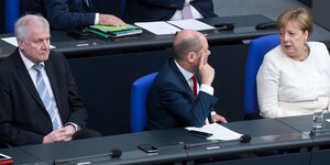 Horst Seehofer, Olaf Scholz und Angela Merkel auf der Regierungsbank