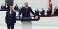 Der türkische Präsident Recep Tayyip Erdoğan spricht bei seiner Vereidung vor Abgeordneten in Ankara