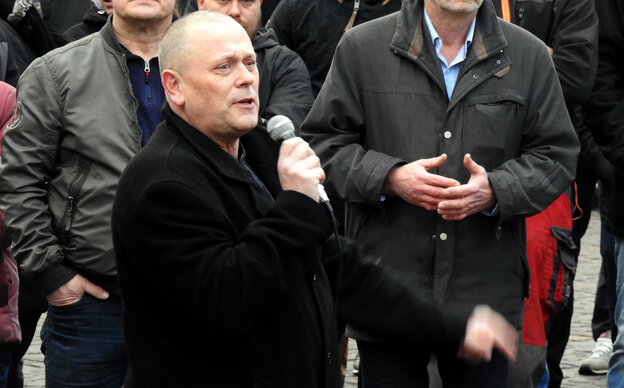 Christoph Dietel bei einer Kundgebung auf dem Wurzener Marktplatz