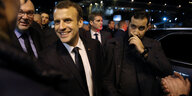 Elysée-Mitarbeiter Alexandre Benalla begleitet Frankreichs Präsident Emmanuel Macron auf einen Termin