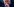 Horst Seehofer greift sich an die Nase