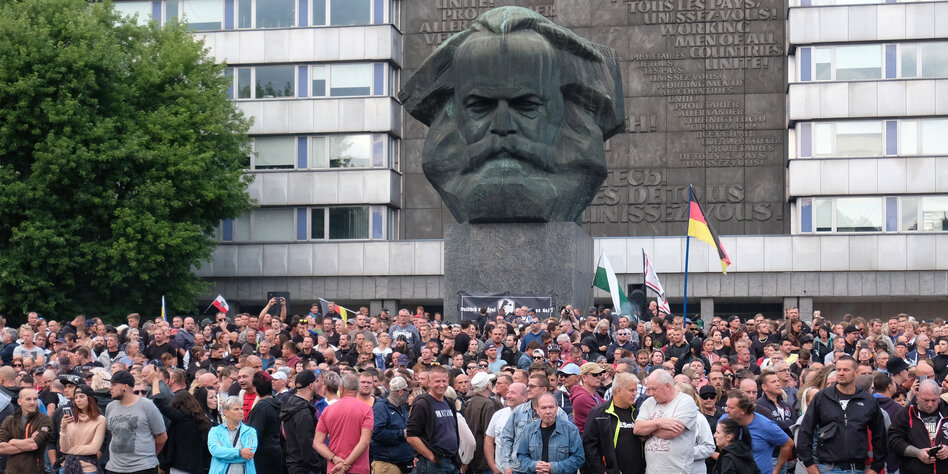 Ausschreitungen in Chemnitz Klassenkampf vorm Marx