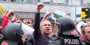 Gewaltsame Proteste am Montagabend in Chemnitz
