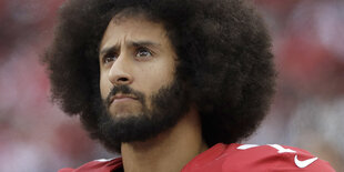 US-Footballspieler Colin Kaepernick schaut in die Ferne