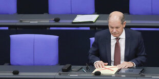 Olaf Scholz im Parlament