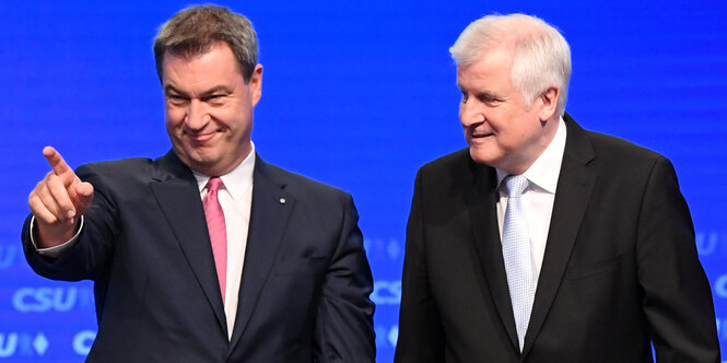 Bayerns Ministerpräsident Markus Söder und CSU-Vorsitzender Horst Seehofer beim Wahlparteitag der CSU