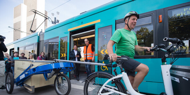 Logistiktram plus Lastenrad