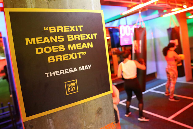 Ein Zitat von Theresa May hängt an der Wand in einem Fitnessstudio in London