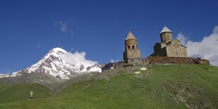 Berg mit Kloster