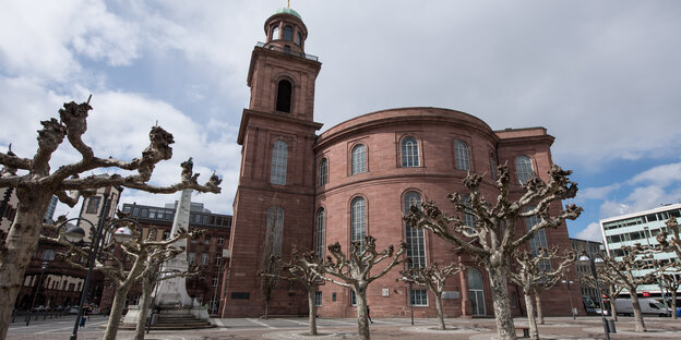 Die Paulskirche in der Frankfurter Innenstadt gilt als Wiege der Demokratie in Deutschland.
