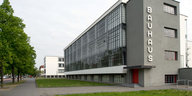 Außenansicht des Bauhauses in Dessau