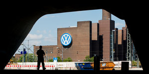 Das Kraftwerk am VW Werk in Wolfsburg.
