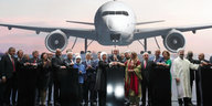 Erdogan und zahlreiche andere Gäste eröffnen den neuen Flughafen Istanbul