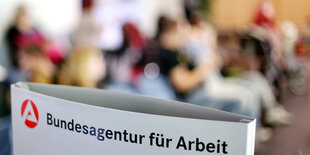 Schild Bundesagentur für Arbeit