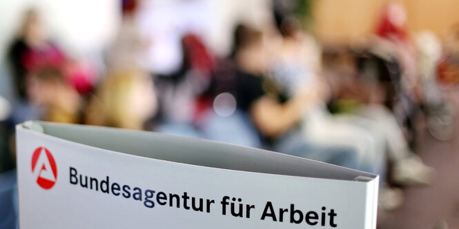 Schild Bundesagentur für Arbeit