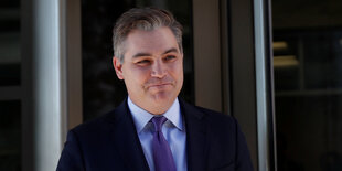 CNN-Reporter Jim Acosta lächelt