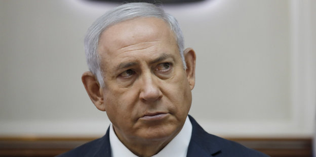 Bibi Netanjahu guckt ernst