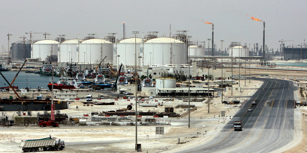Blick auf eine Gasproduktionsanlage in Katar