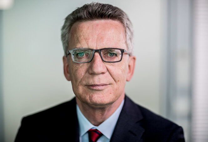 Ein Mann, Thomas de Maizière