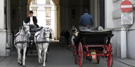 Kutschen in der Wiener Burg
