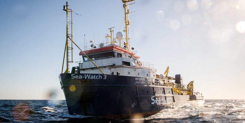 Die Sea Watch auf hoher See