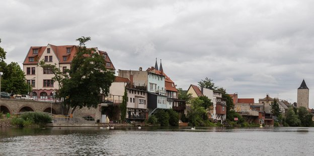 Altstadt mit Fluss