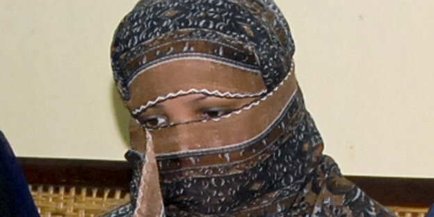 Asia Bibi bei einer Gerichsanhörung 2010