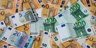 Euro-Geldscheine mit unterschiedlichen Werten