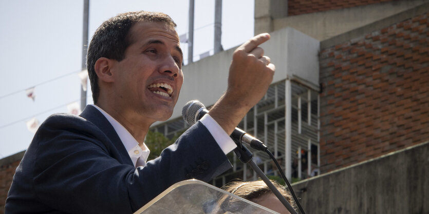 Juan Guaidó, Anführer der Opposition, spricht während einer Kundgebung vor seinen Anhängern